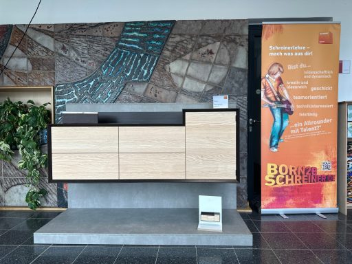 Sideboard aus geräucherter Eiche und Esche – Gesellenstück von Felix Hofmann